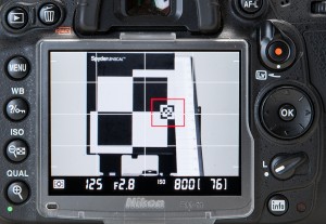 写真10カメラの露出設定 ２ 絞りは補正するレンズの最大開放値、ISO 感度はノイズがでない程度に高く設定する。