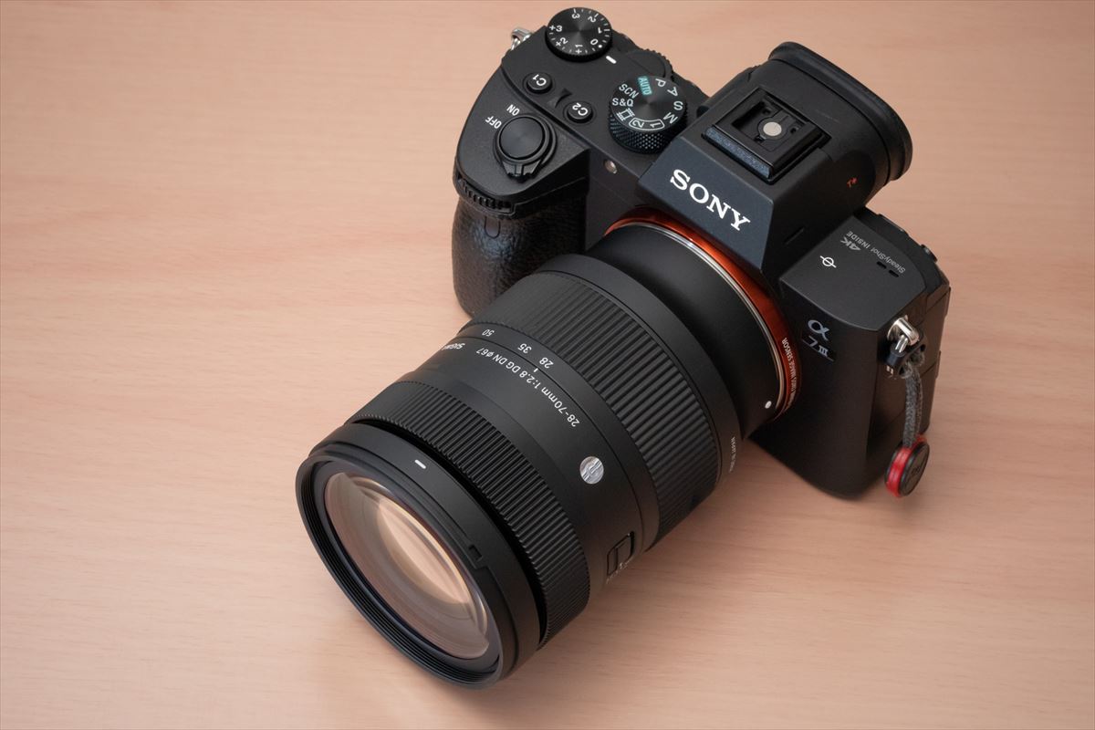 SIGMA 28-70mm F2.8 DG DN